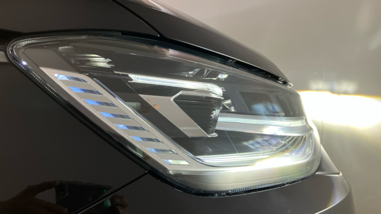 Volkswagen Caddy Cargo C20 Diesel 2.0 TDI 122PS Commerce Pro Van DSG [Tech Pack]